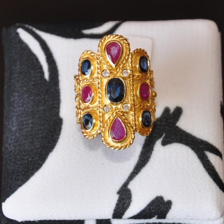 YELLOW GOLD RING K18 11.80 GR WITH BRILLIANTS 0.02 ct AND SAPPHIRE/RUBY 4.05 ct 513067030010